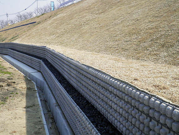 祖父川河川改良工事・メイン１