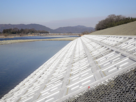 愛知川河川改良工事・メイン１
