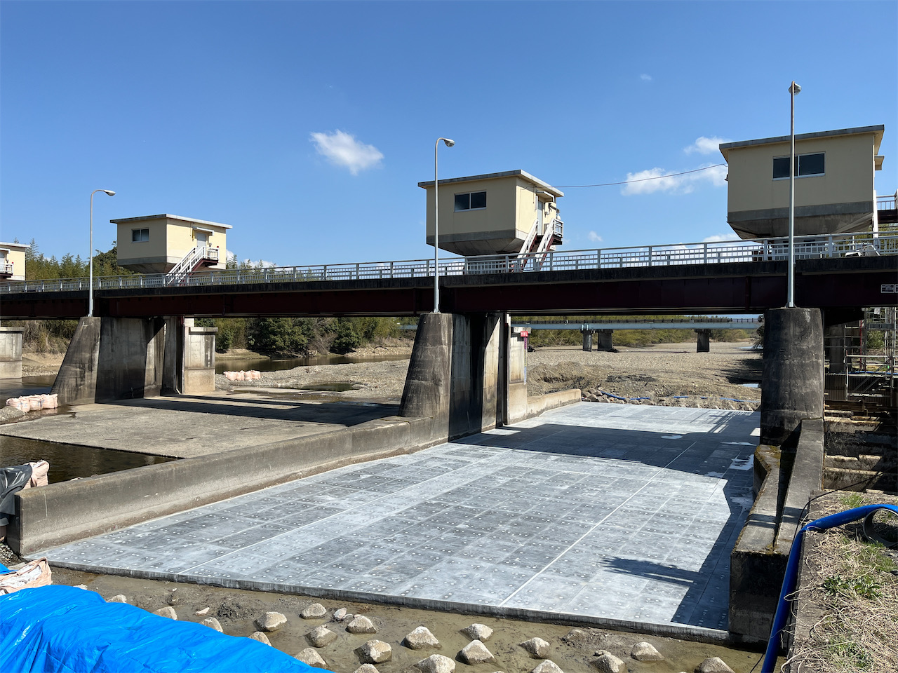 日野川地区 名神日野川頭首工整備第3工事・メイン0