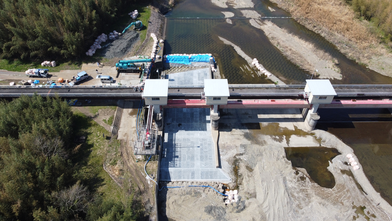 日野川地区 名神日野川頭首工整備第3工事・メイン１