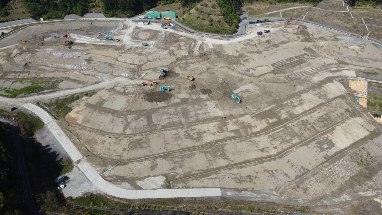 クリーンセンター滋賀築堤工事・メイン２