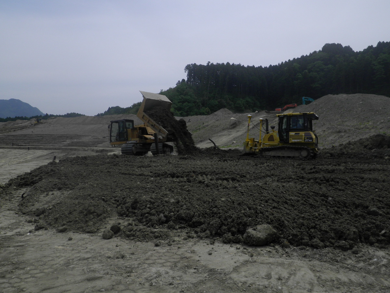 クリーンセンター滋賀築堤工事・メイン４