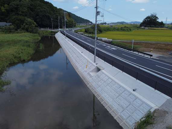 令和６年　八日市五箇荘線補助道路整備工事・メイン３