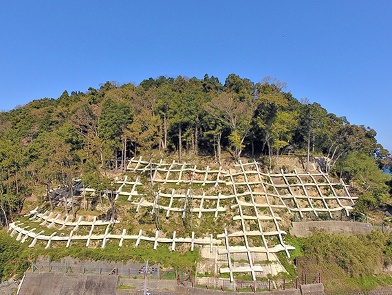 沖島地区急傾斜地崩壊対策工事・メイン１