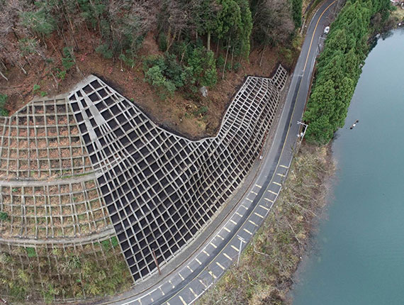 葛籠尾崎大浦線（法面Ａ015）補助道路修繕工事・メイン１