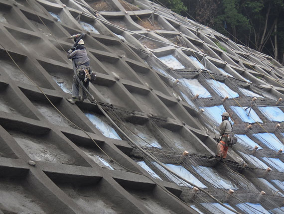 葛籠尾崎大浦線（法面Ａ205）補助道路修繕工事・メイン３