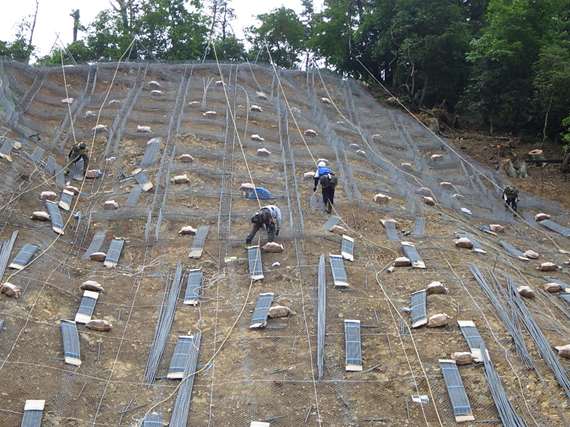 葛籠尾崎大浦線（法面Ａ013）補助道路修繕工事・メイン５